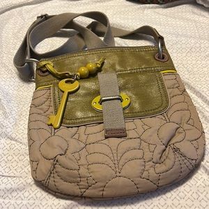 Fossil crossbody purse. Green and tan.